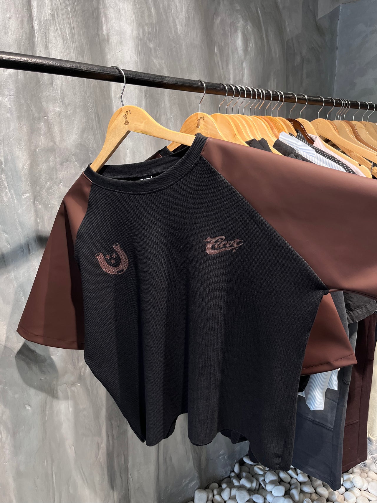 OUTLAW LEATHER WAFFLE T-SHIRT
